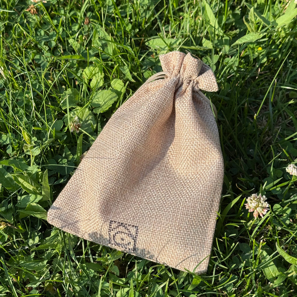 Handmade Ceramic Tic-Tac-Toe Set – Fish & Seaweed with Linen Pouch
